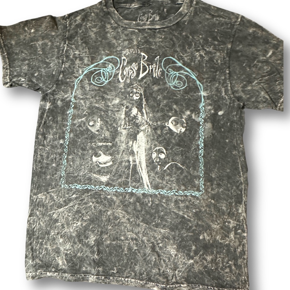 TIM BURTONS Whimsical Corpse Bride Distressed Gray T Shirt Womens Size Small